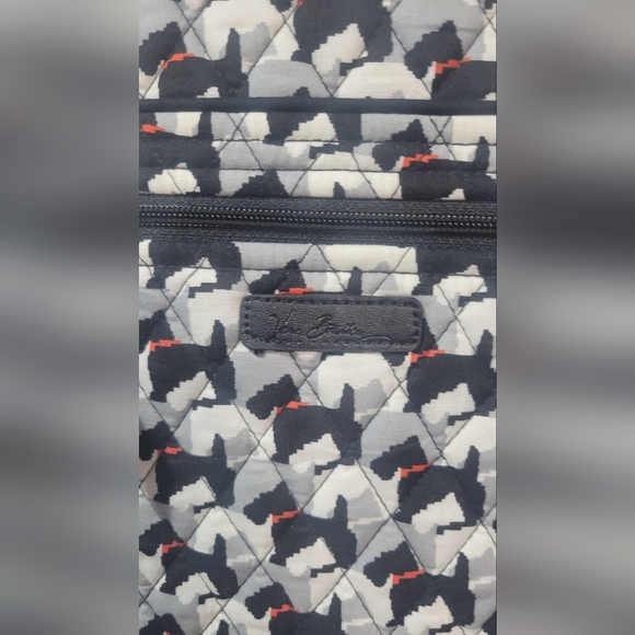 Vera Bradley cross body - Picture 2 of 4